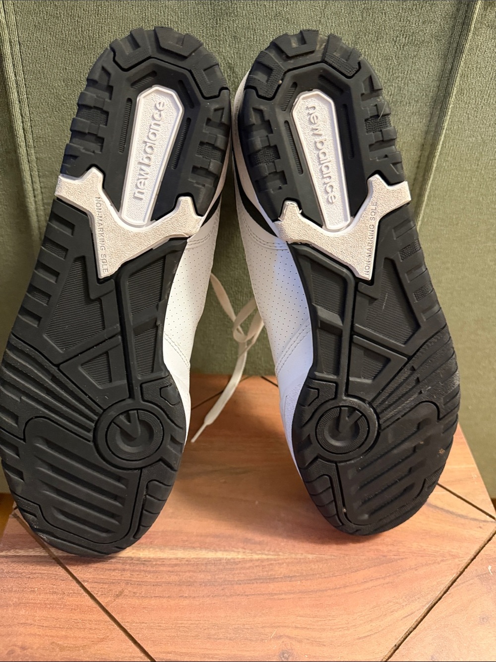 New Balance Tennis Shoes - Picture 3 of 7